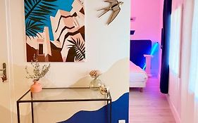 Roma Reva: Design Et Home Cinema